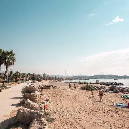 アパート Appart' Au Port Fréjus